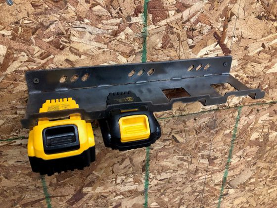 DeWalt 20v Locking Battery Holder DXF File